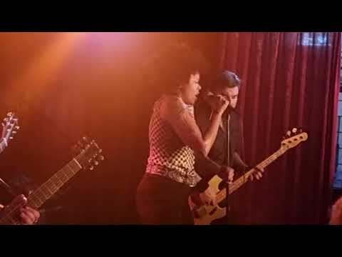 Nikki Hill  - Right On The Brink