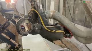 Máy tiện gỗ tự động nạp phôi, máy tiện cnc có trục chà nhám hoàn thiện WM-1500ASL