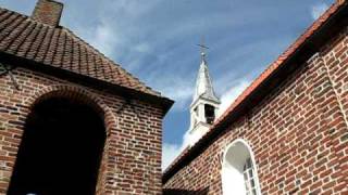 preview picture of video 'Loquard Ostfriesland: Kerkklok Lutherse kerk (Angelusglocke)'