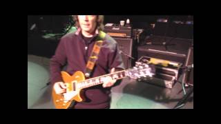 Video thumbnail for Steve Hackett and Analog Man Beano Boost pedal by analog mike