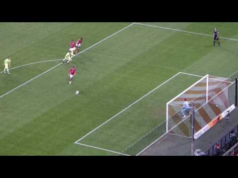 Thomas Müller verschießt Elfmeter - FC Bayern vs. FC Augsburg (26.10.2016, DFB Pokal)