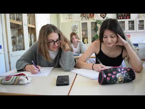 Gimnazija Jurija Vege Idrija - predstavitev šole