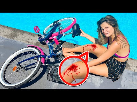 NINNA FELL INTO THE POOL WITH HER BIKE AND HURT HERSELF! 🤕