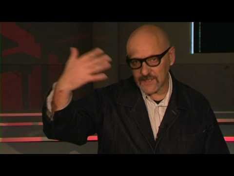 Dr  Stuart Grant: Performance, comedy and musical theatre at Monash University