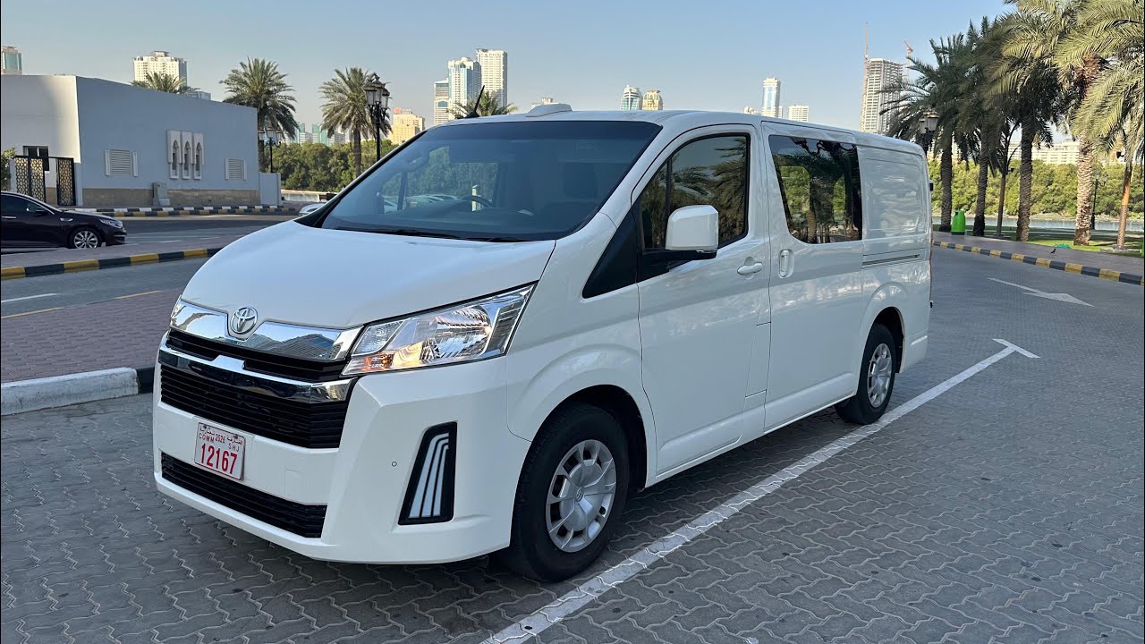 Toyota Hiace VAN LWB video
