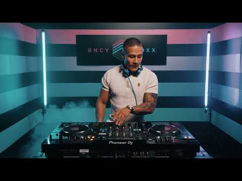 Drake Liddell Ft. Karen Harding - Say Something