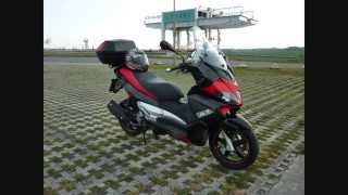 Aprilia SR MAX 300 ie