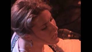 Kathleen Edwards in Lancaster - Good Things (10/11/05)