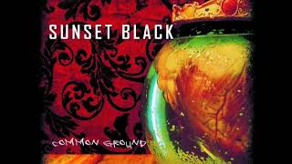 06 ◦ Sunset Black - Standing