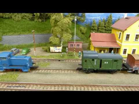 TRAINMANIA - Motorová lokomotiva V 23 DR od firmy Piko (TT)