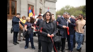 «Կարմիր ժապավեն» - ով իրազեկման երթ՝ Երևանի բուհերով