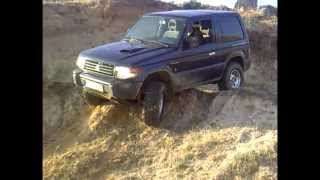 preview picture of video 'Offroad fun near prilep 25.11.2012'
