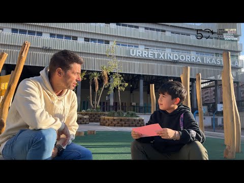 URRETXINDORRA IKASTOLA - 50 URTE EUSKARAZ BIZITZEN