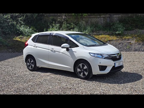 2017 Honda Fit Hybrid Automatic - Image 2