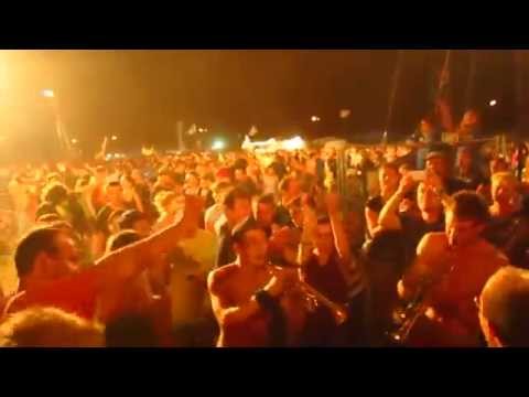 Cielo-Faccio Orkestar in Przystanek Woodstock Festival. (Short Flash)