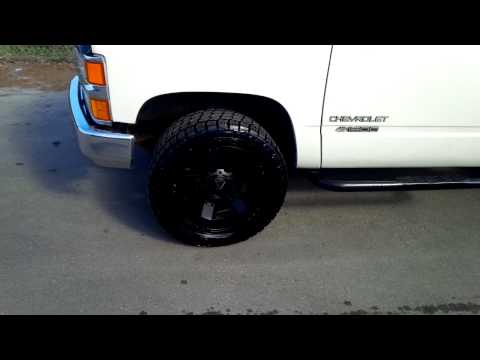 20'' Inch XD Series Rockstar 2 XD811 Black Rims 1995 Chevy 1500 Wheels Shipping Worldwide