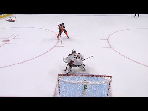 Cammalleri, Nugent-Hopkins score for Oilers in SO