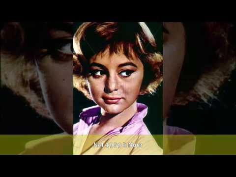 Alessandra Panaro - Biografia