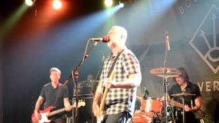 Bob Mould Performs "The Slim"