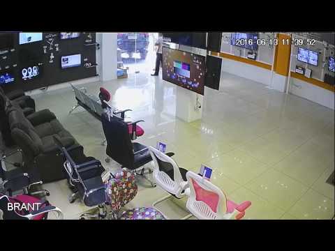 Qube KITE TVI SONY CHIPSET / 2.4MP / VARIFOCAL LENS / 30M / WATERPROOF / 1080P