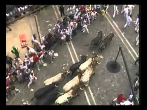 July 13 2002 encierro with Torrestrella bulls in Pamplona