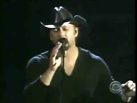 Video thumbnail for If You’re Reading This (Live From The ACM’s)