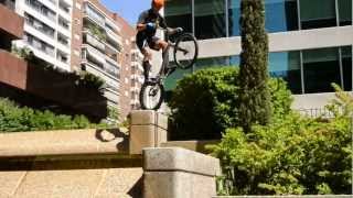 preview picture of video 'Diego Barrios & Juanpe quedada Madrid Biketrial 2012'