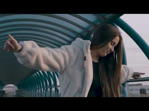 Pajarita chanela - Corazón malo (VIDEOCLIP OFICIAL)