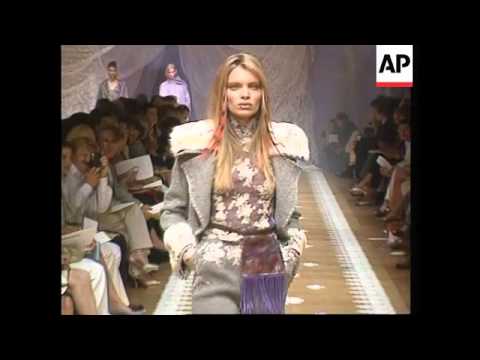 FRANCE: PARIS FASHION WEEK (2)