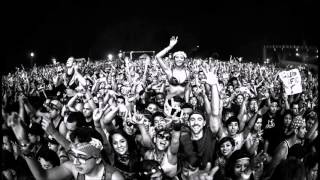 Armin van Buuren feat. Sarah Decourcy - Face Of Summer