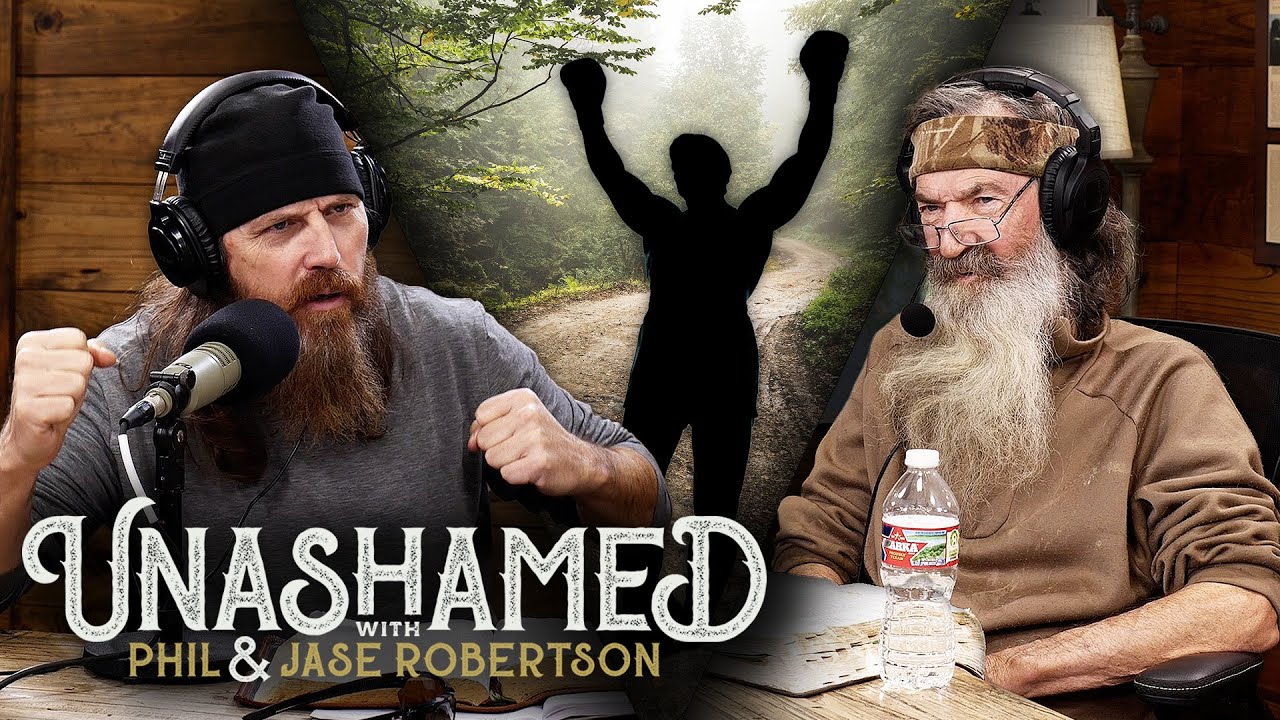 Ep 817 | Phil Receives a Thoughtful Gift from His Son & Jase Suggests a ‘Rocky’-Style Workout