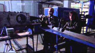 Richard Hammond - Engineering Connections Space Shuttle