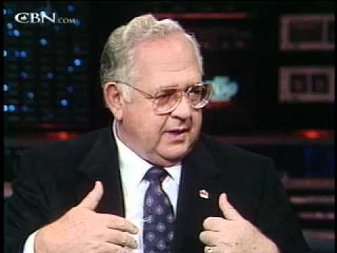 700 Club Classics - Dave Thomas - CBN.com