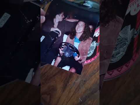 Opening a T shirt in a can from Lollapalooza 1992!!!