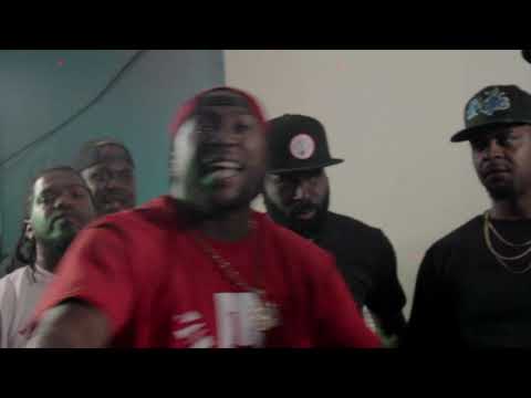 Tony Gwapo vs B Strong