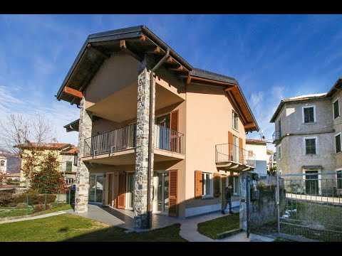 VENDUTO A COLICO (LC) - Villetta bifamiliare con vista lago rif. 130 - 132