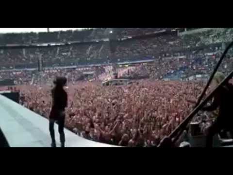 Slash/Brent Fitz's view from the drums in Paris 2010
