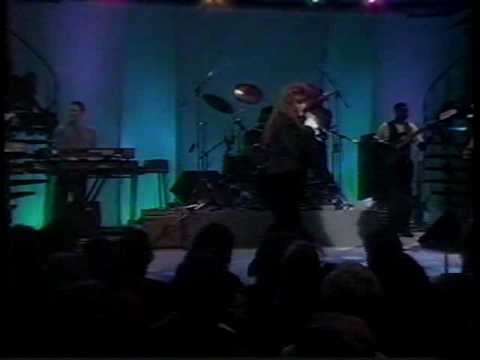 Wynonna Live "She Is His Only Need"