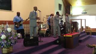 Spencer Taylor and the Highway QC's- Somewhere to lay my head 7/12/13 Richmond, VA