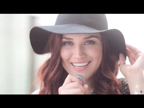 Brisa Carrillo - Seguiré Bailando