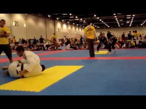 BJJ Seni London International Open 2012, final, blue adult absolute, Steven v Georgij