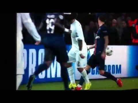 Amazing skill ! Marcelo vs PSG