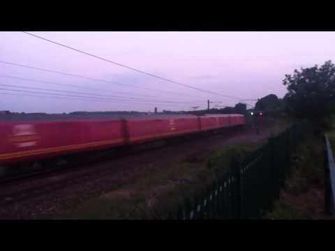 Royal Mail Travelling Post Office 2013 Week 1, Day 4 at Durham Class 325 EMU 6/6/13 Video 1