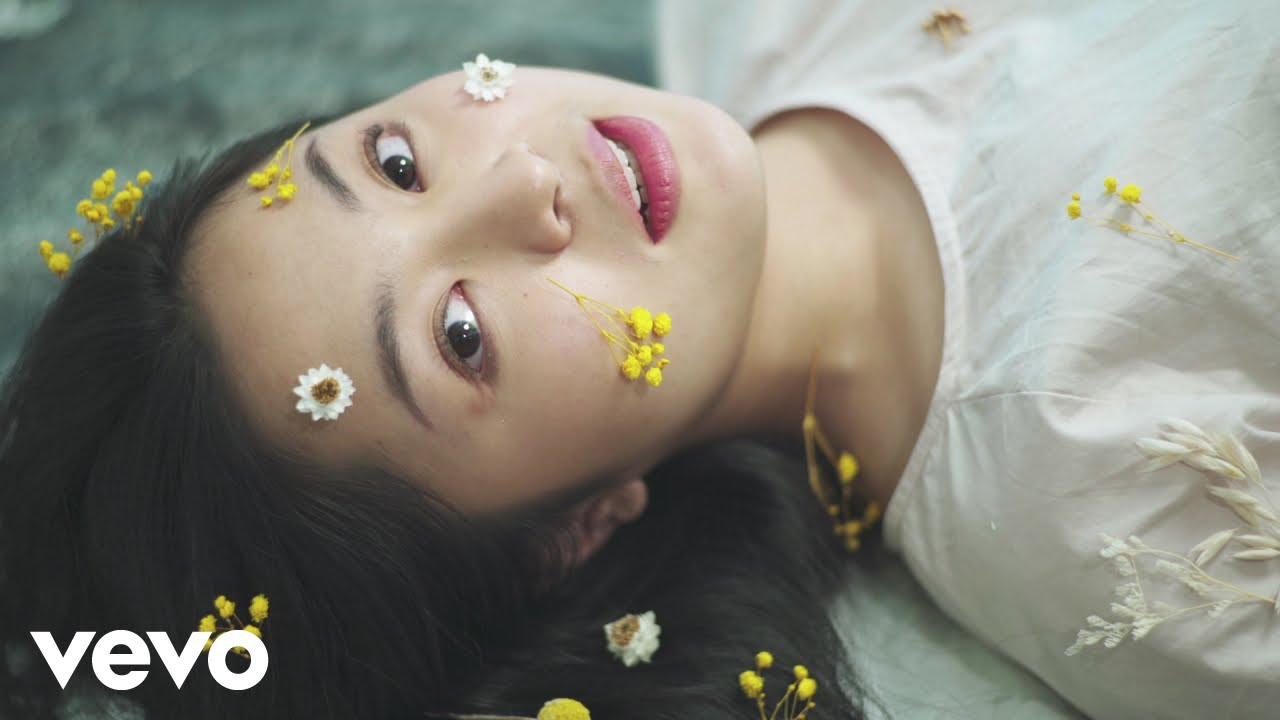 Lirik Lagu Bernadya - Apa Mungkin Lirik Lagu Bernadya - Apa Mungkin