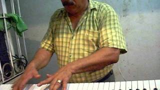 NOSTALGIA MUSICAL     EL MOCHILON   RECORDANDO  A MIKE LAURE