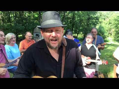 Twist And Shout - The Beatles (ukulele tutorial by MUJ)