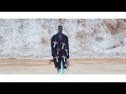 Mountain inspiration by Dalpaos for F/W 22-23 | FashionTV | FTV