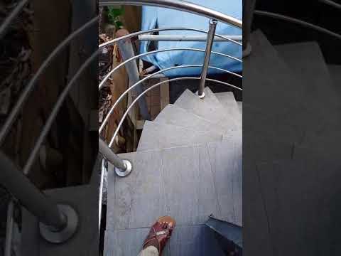 3-Bedroom Upstairs Flat with Private Staircase at Oke-Afa, Isolo