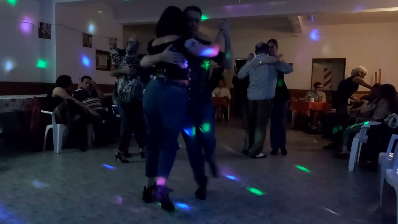Pedro Laurenz y Alberto Del Campo, Caserón de tejas☃️ Abrazo Fueguino🫂 TDJ Aldo Orrego en Ushuaia