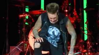 Papa Roach - Where Did The Angels Go? (Buzzfest 34 Live) Jacoby Punches Clock!